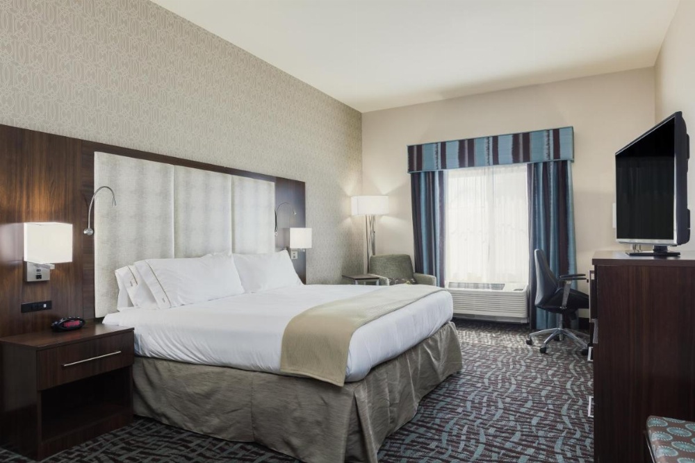 Holiday Inn Express & Suites Eureka Image 26