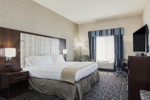 Holiday Inn Express & Suites Eureka image 26