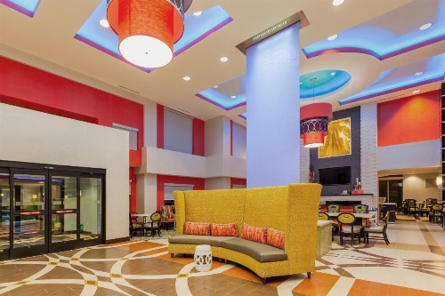 Holiday Inn Express & Suites Eureka image 35