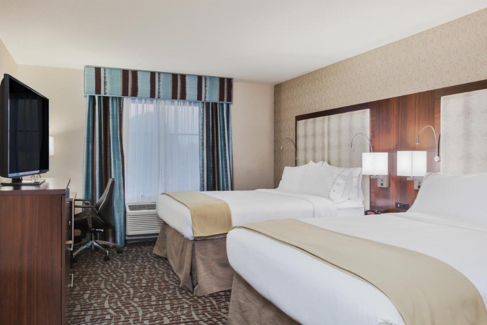 Holiday Inn Express & Suites Eureka Image 42